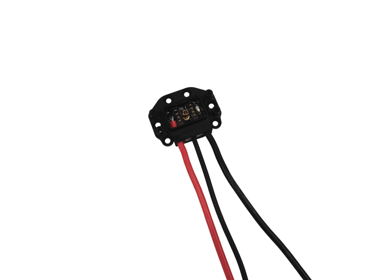 Cruise Male connector with cables top plate (only)