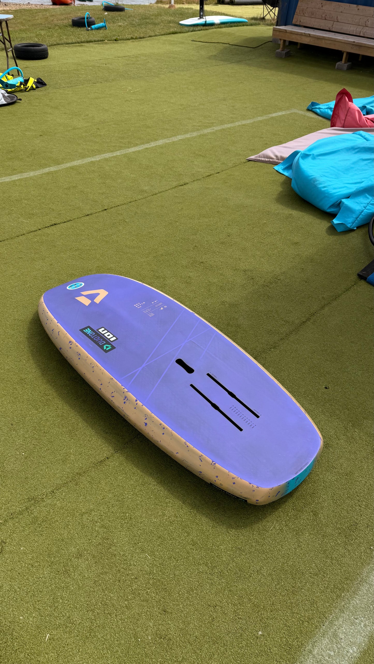 Duotone Sky Style 5’2” 85lt