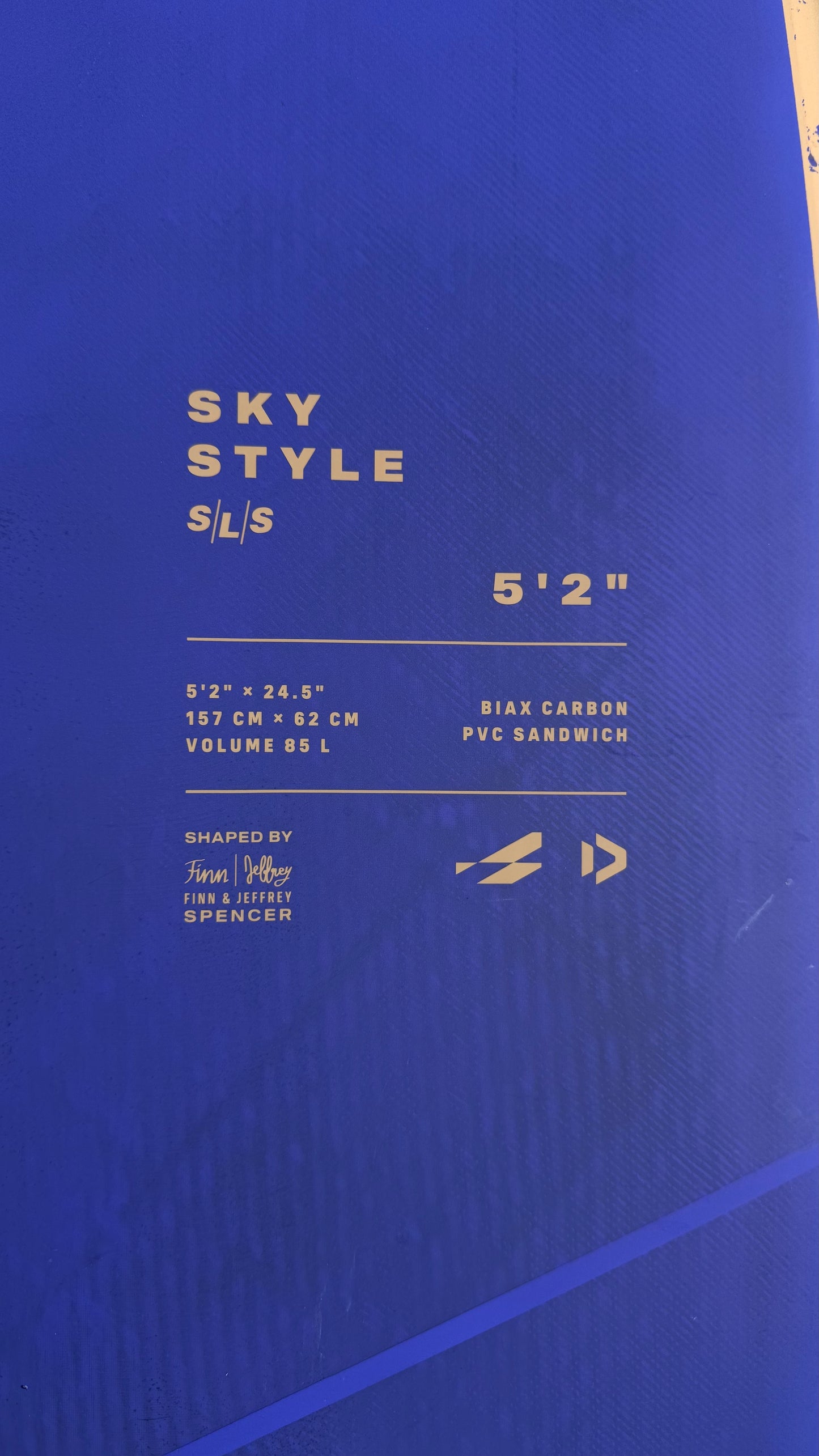 Duotone Sky Style 5’2” 85lt